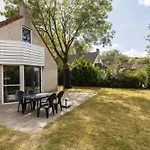 Holiday home 4 - Persoons Lakeside 47 *