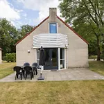 4 - Persoons Lakeside 47 Ewijk