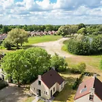 Holiday home 4 - Persoons Lakeside 47 Ewijk