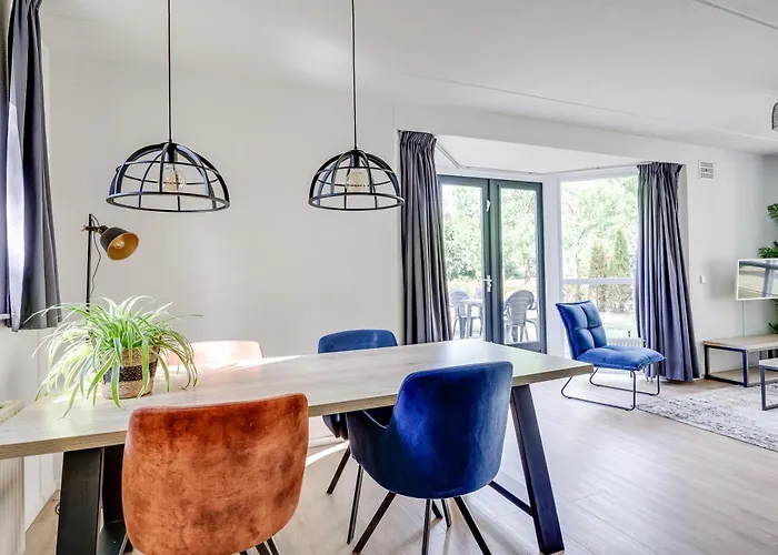 4 - Persoons Lakeside 47 * Ewijk