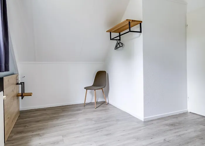 4 - Persoons Lakeside 47 * Ewijk